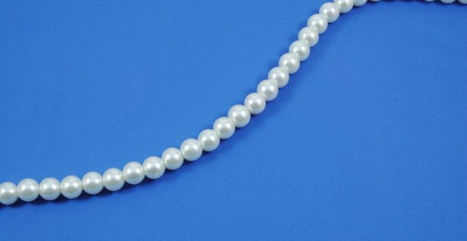 pearls-1182166.jpg